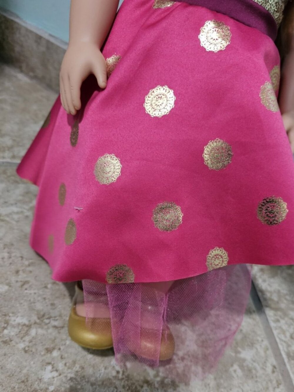 Our Generation Girl 18 Inch Doll Pink Gold Sequined Princess Sarah Royalcore - Picture 7 of 7